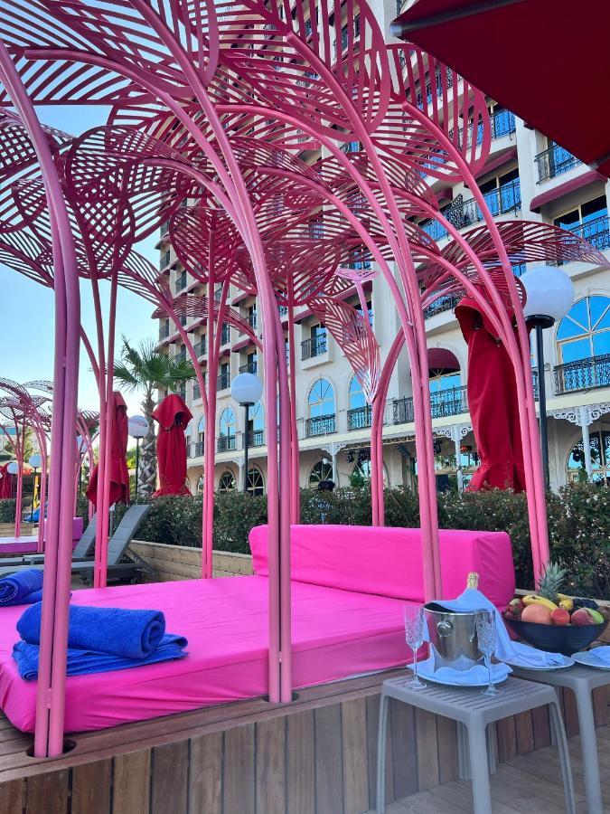 Megasaray Westbeach Antalya - Ultra All Inclusive Bagian luar foto The 2019 Cannes Film Festival